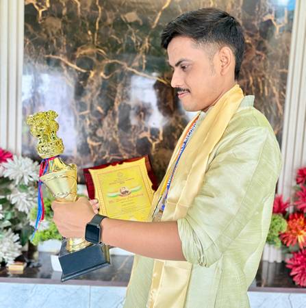 राष्ट्रीय गौरव: आसनसोल के प्रसिद्ध लेखक सौरव चक्रवर्ती को ‘भारत गौरव सम्मान 2026’ से किया गया सम्मानित