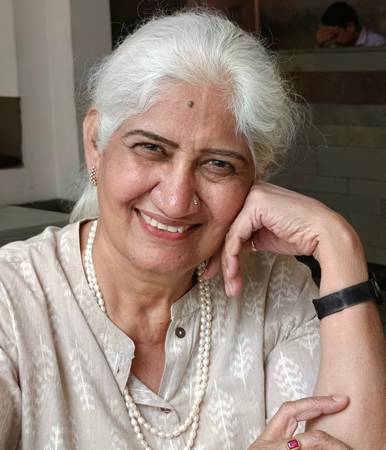 “SUMITAATMAN” Solo Show Of Paintings By Eminent Artist Sumitra Ahlawat In Jehangir Art Gallery