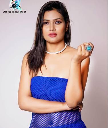 Diksha Sharma Talks About Working On ‘Dil Tod Ke Chal Diya’ And Her First Collaboration With Director Sadhu Kabra